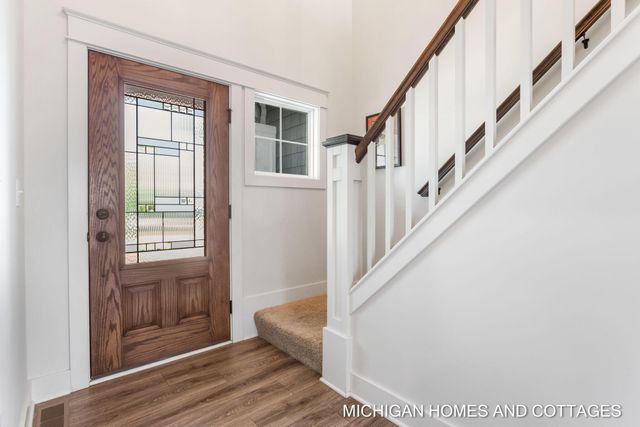 4401 Grand Point, Holland, MI 49424