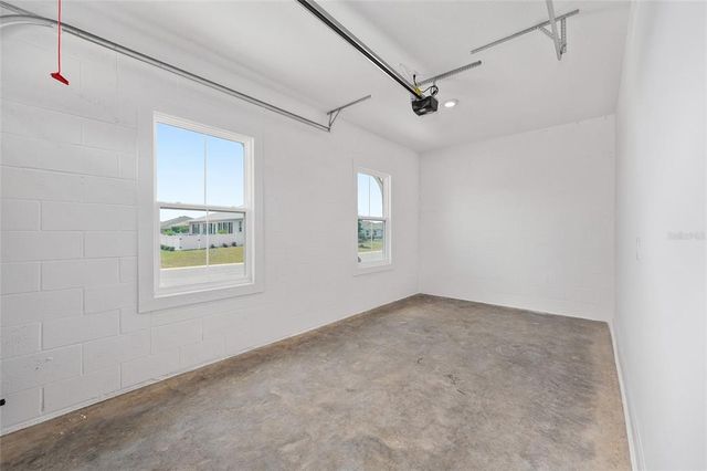 9945 SW 83RD LANE, Ocala, FL 34481