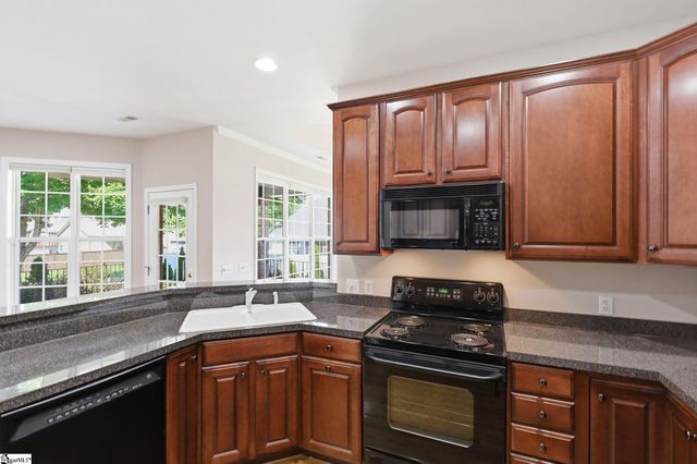 404 Gallop Court, Greenville, SC 29617