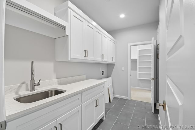 4011 W Baton Rouge Street, Broken Arrow, OK 74011
