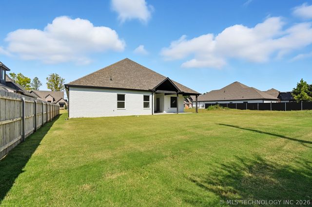 4011 W Baton Rouge Street, Broken Arrow, OK 74011