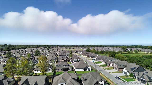 4011 W Baton Rouge Street, Broken Arrow, OK 74011