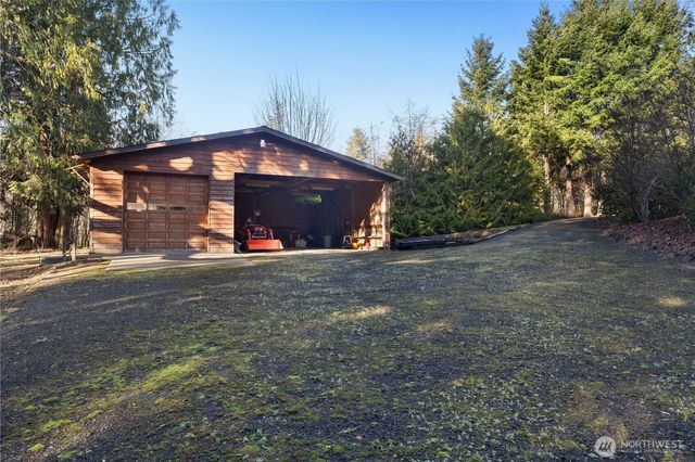 10547 Summit Lake Road NW, Olympia, WA 98502