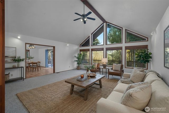 10547 Summit Lake Road NW, Olympia, WA 98502