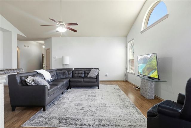 714 Bayou Drive, Glenn Heights, TX 75154