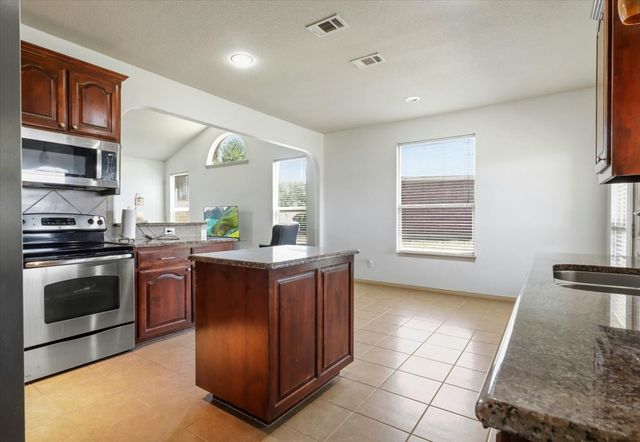 714 Bayou Drive, Glenn Heights, TX 75154