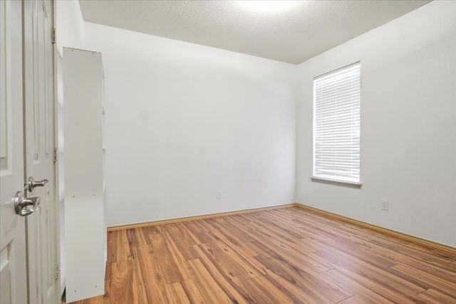 714 Bayou Drive, Glenn Heights, TX 75154