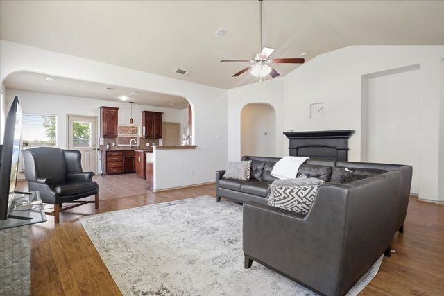 714 Bayou Drive, Glenn Heights, TX 75154