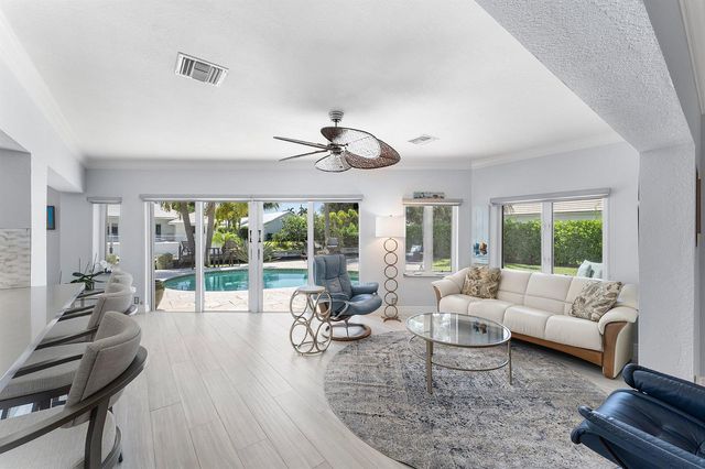 940 SW Mulberry Way, Boca Raton, FL 33486