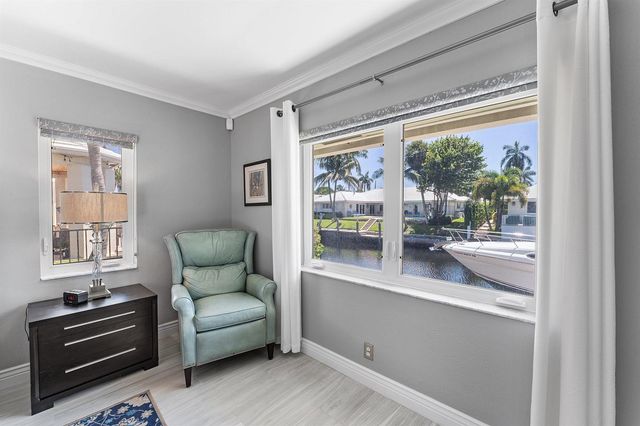940 SW Mulberry Way, Boca Raton, FL 33486