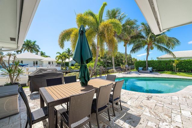 940 SW Mulberry Way, Boca Raton, FL 33486