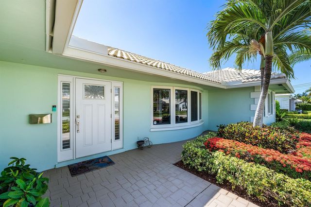 940 SW Mulberry Way, Boca Raton, FL 33486