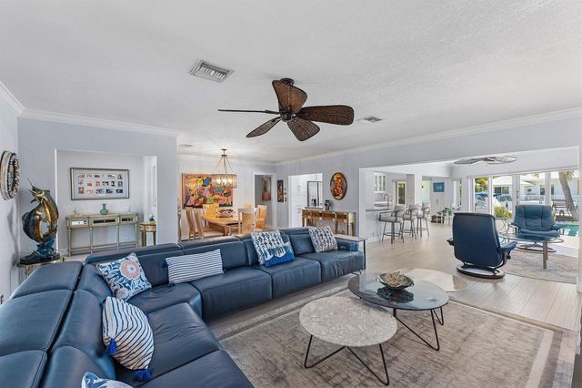 940 SW Mulberry Way, Boca Raton, FL 33486