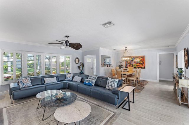 940 SW Mulberry Way, Boca Raton, FL 33486