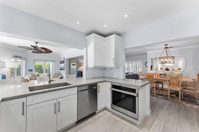 940 SW Mulberry Way, Boca Raton, FL 33486