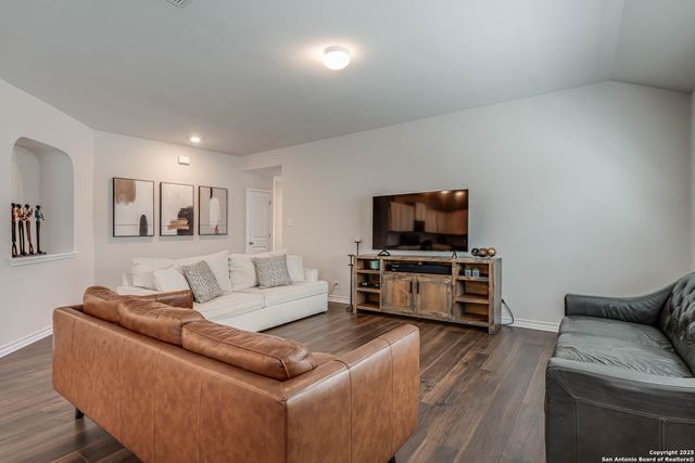 9811 Kalm Brome, San Antonio, TX 78254