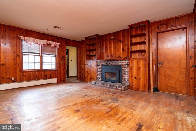 900 W LOCUST ST, Seaford, DE 19973