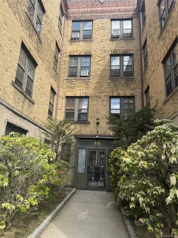 33 Douglas Avenue, Yonkers, NY 10703