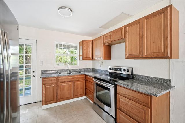 6209 N 43RD STREET, Tampa, FL 33610