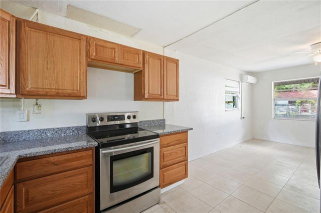 6209 N 43RD STREET, Tampa, FL 33610