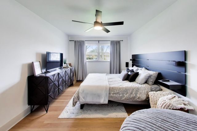 456 Lowell Avenue, Glen Ellyn, IL 60137