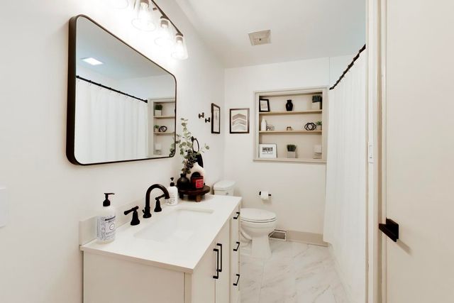 456 Lowell Avenue, Glen Ellyn, IL 60137