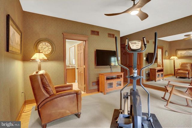 126 FOXFIRE LN, Lewisberry, PA 17339