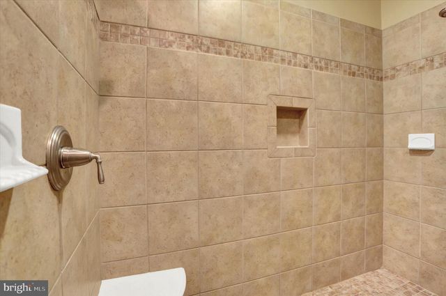 126 FOXFIRE LN, Lewisberry, PA 17339