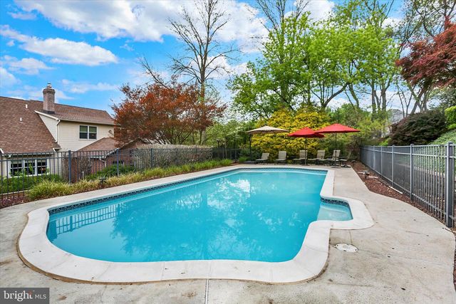 126 FOXFIRE LN, Lewisberry, PA 17339