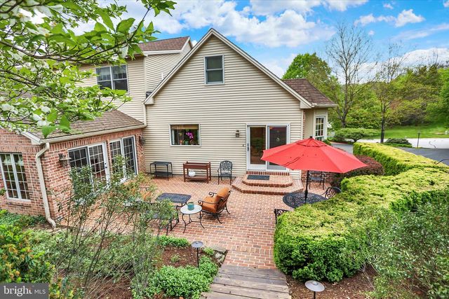 126 FOXFIRE LN, Lewisberry, PA 17339
