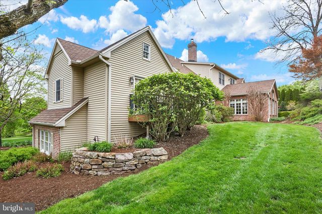 126 FOXFIRE LN, Lewisberry, PA 17339