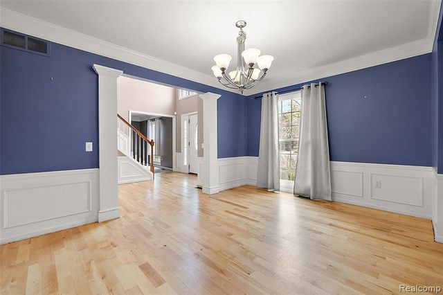 5699 Applegrove Drive, West Bloomfield, MI 48324