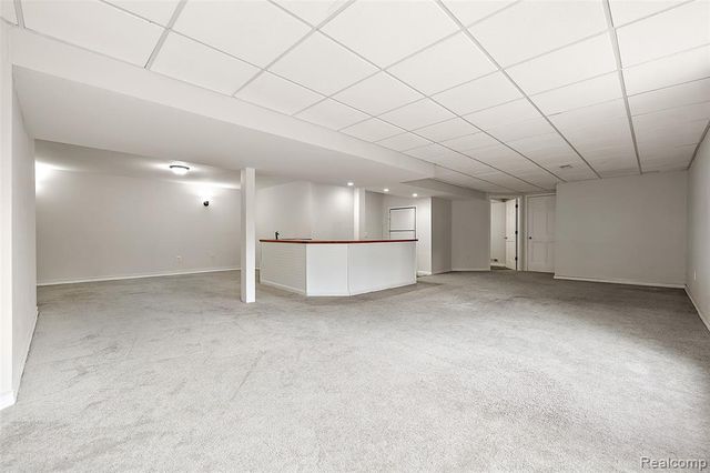 5699 Applegrove Drive, West Bloomfield, MI 48324