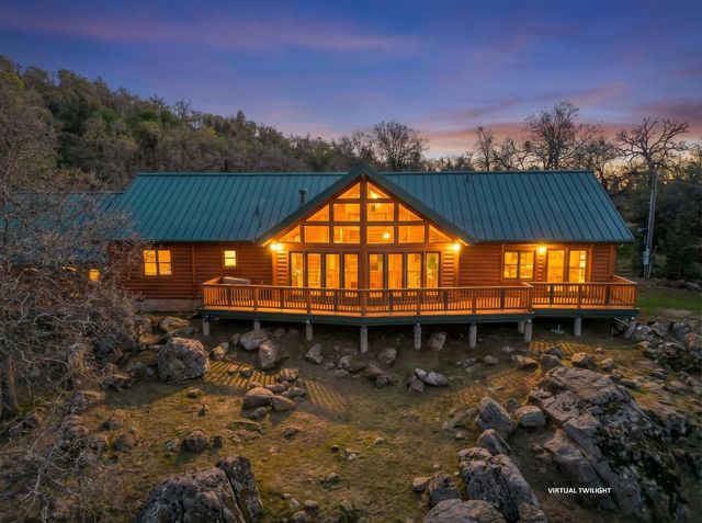 37678 Cardinal Lane, Yokuts Valley, CA 93675