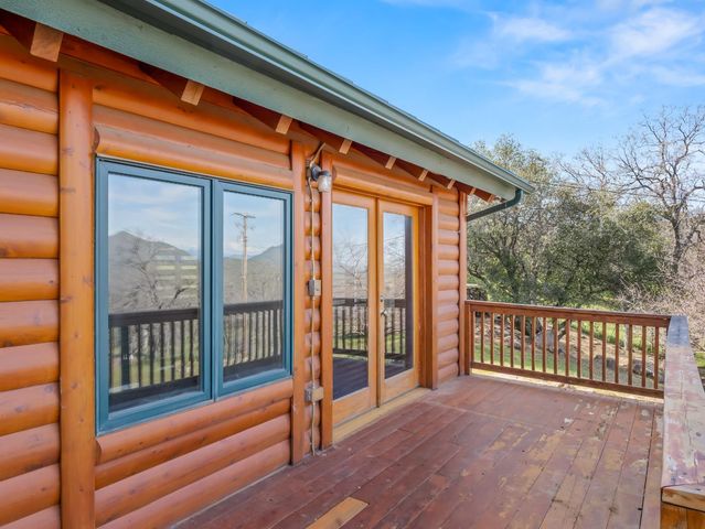 37678 Cardinal Lane, Yokuts Valley, CA 93675