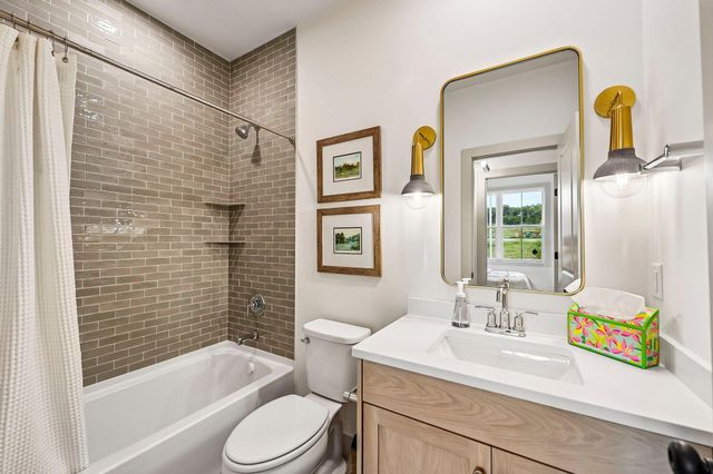 20214 Keystone Avenue, Lakeville, MN 55044