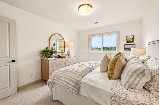 20214 Keystone Avenue, Lakeville, MN 55044