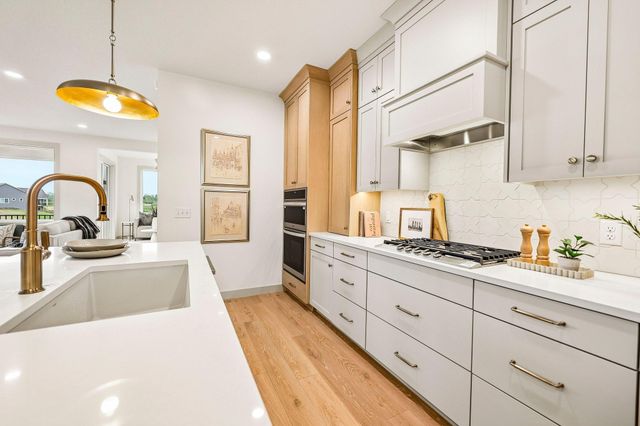 20214 Keystone Avenue, Lakeville, MN 55044
