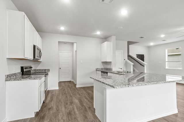 10641 Stag Lane, Fort Worth, TX 76036