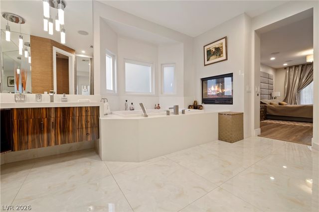 9624 Grand Isle Lane, Las Vegas, NV 89144