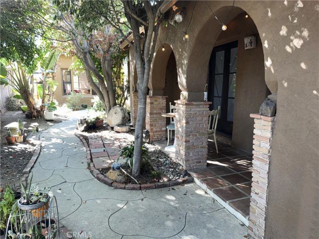 517 Roswell Avenue, Long Beach, CA 90814
