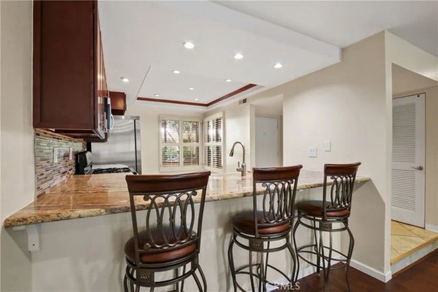4835 E Anaheim 102, Long Beach, CA 90804