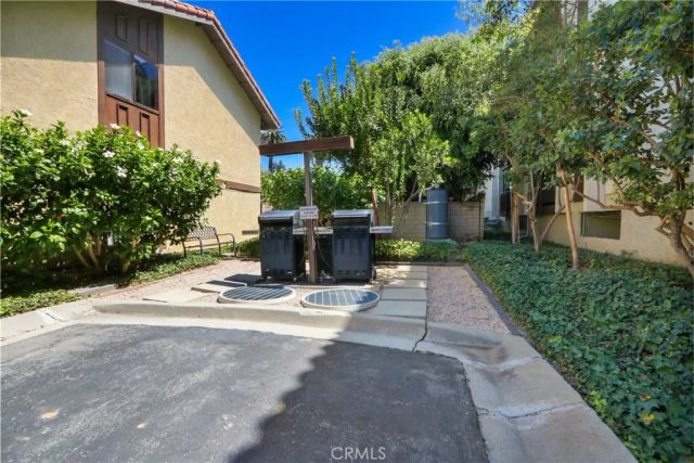 4835 E Anaheim 102, Long Beach, CA 90804