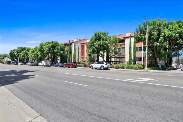 4835 E Anaheim 102, Long Beach, CA 90804