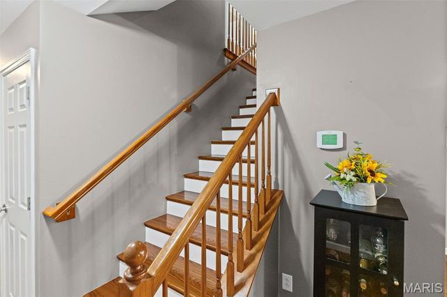 867 Harbor Woods Drive, Fairview Heights, IL 62208