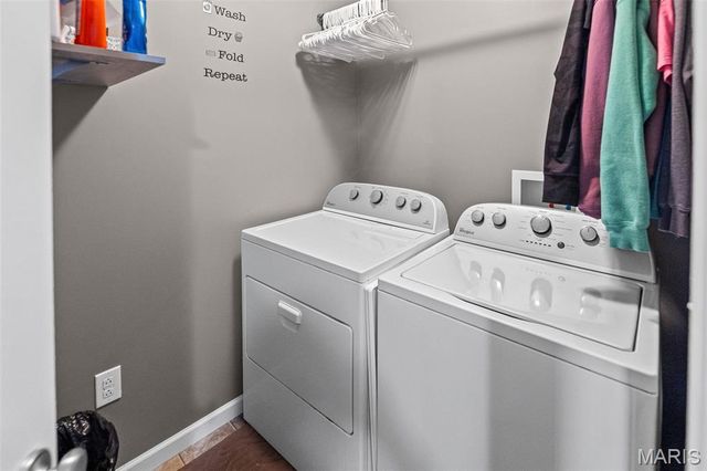 867 Harbor Woods Drive, Fairview Heights, IL 62208