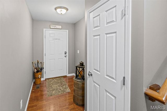 867 Harbor Woods Drive, Fairview Heights, IL 62208