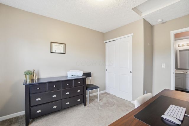 2439 Angelfire Drive, Grove City, OH 43123