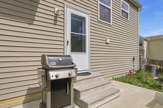 2439 Angelfire Drive, Grove City, OH 43123