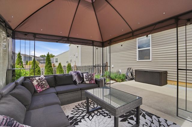 2439 Angelfire Drive, Grove City, OH 43123